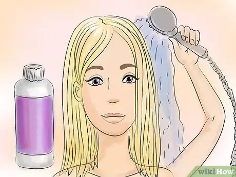 Image intitulée Dye Your Hair the Perfect Shade of Blonde Step 12