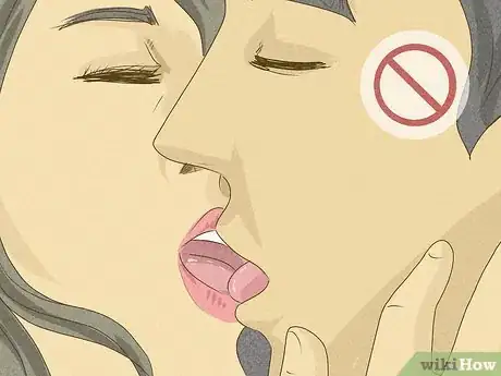 Image intitulée Have a Memorable First Kiss Step 12