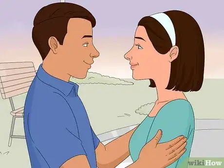 Image intitulée Kiss a Girl Smoothly with No Chance of Rejection Step 6