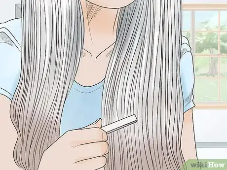 Image intitulée Make Your Hair Look Gray for a Costume Step 15