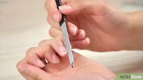 Image intitulée Cut Your Fingernails and Toenails Step 10