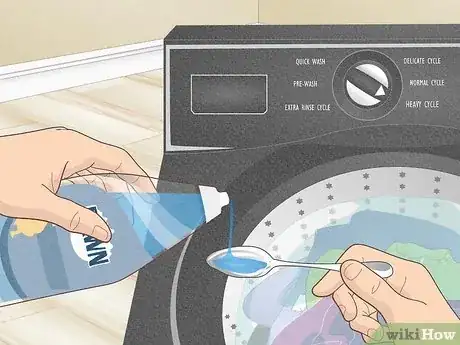 Image intitulée Wash Your Clothes With Dish Liquid Step 5