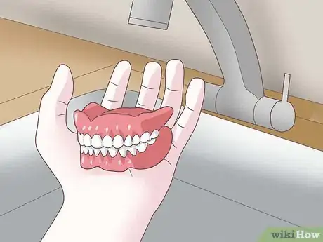 Image intitulée Prevent Stains on Dentures Step 19