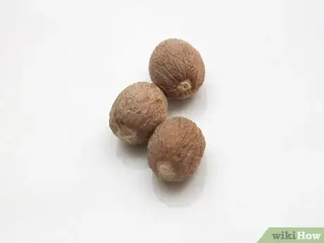 Image intitulée Grate Nutmeg Step 2