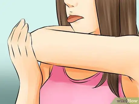 Image intitulée Lick Your Elbow Step 7