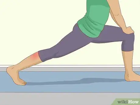 Image intitulée Get Rid of a Charley Horse Step 2