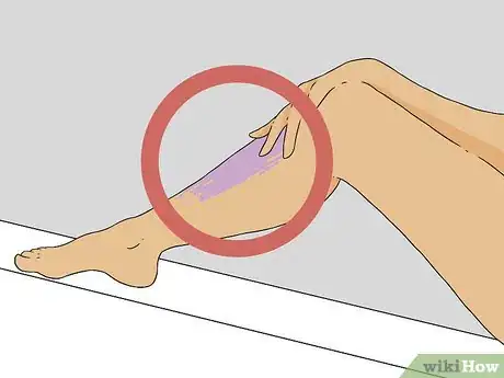 Image intitulée Shave Your Legs Step 4