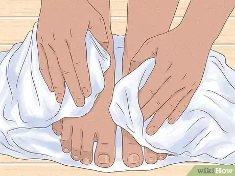 Image intitulée Clean Your Feet Step 9