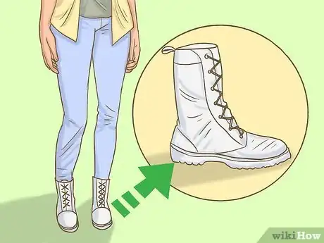 Image intitulée Wear Combat Boots Step 13