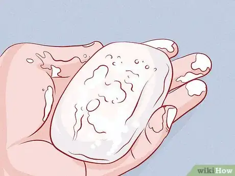 Image intitulée Make Turmeric Soap Step 11