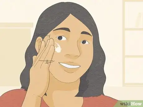 Image intitulée Use Sunscreen With Makeup Step 3