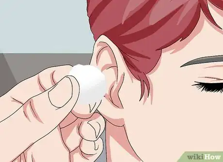 Image intitulée Clean Ears with Peroxide Step 16