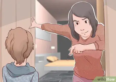 Image intitulée Stop Your Little Sister from Annoying You Step 10