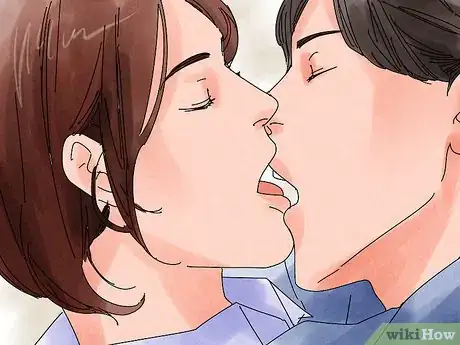 Image intitulée Kiss Passionately Step 8
