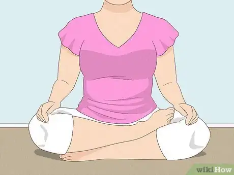 Image intitulée Use Mudra for Regulating Your Menstruation Step 2