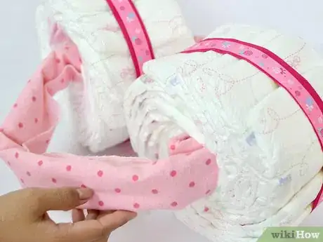 Image intitulée Make a DIY Motorcycle Diaper Cake Step 13Bullet1