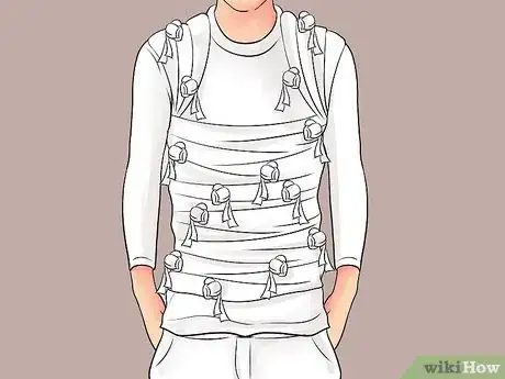 Image intitulée Make a Mummy Costume Step 16