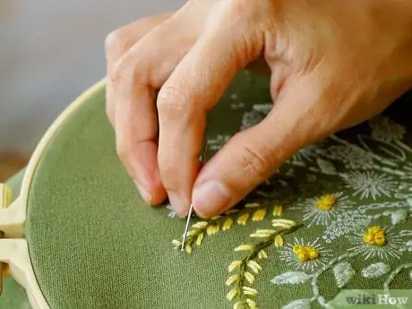 Image intitulée Embroider by Hand Step 15