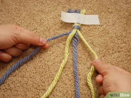 Image intitulée Braid String Step 13