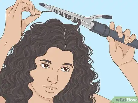 Image intitulée Make Curly Hair Beautiful and Frizz Free Step 12