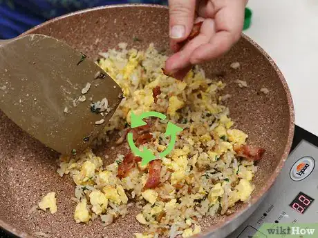 Image intitulée Make Breakfast Fried Rice Step 7