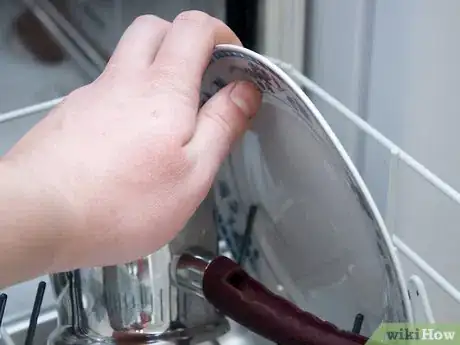 Image intitulée Remove Dish Soap from a Dishwasher Step 3