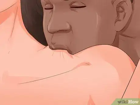 Image intitulée Give Someone a Hickey Step 7