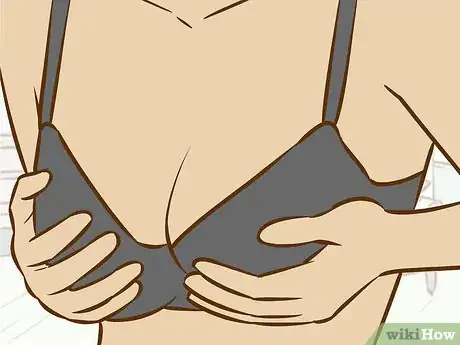 Image intitulée Put on a Bra Step 12