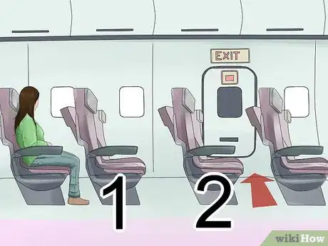 Image intitulée Survive a Plane Crash Step 5