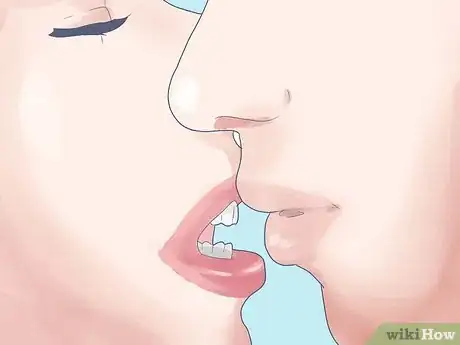 Image intitulée Bite Someone's Lip Step 5