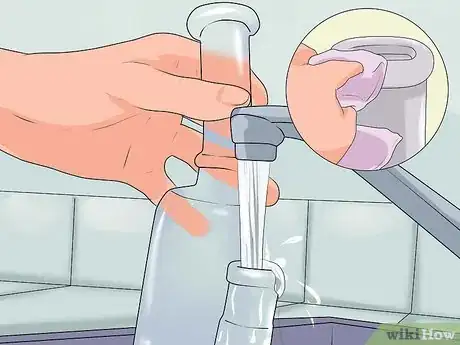 Image intitulée Use a Water Bong Step 24