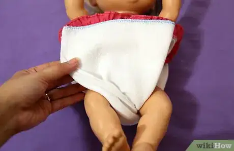 Image intitulée Fold a Cloth Diaper Step 13