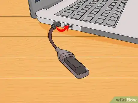 Image intitulée Charge Fitbit Step 1