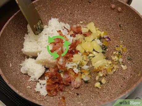 Image intitulée Make Breakfast Fried Rice Step 13