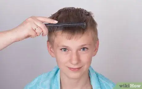 Image intitulée Cut Boys' Hair Step 12