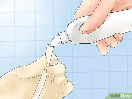 Image intitulée Perform an Enema at Home Step 5