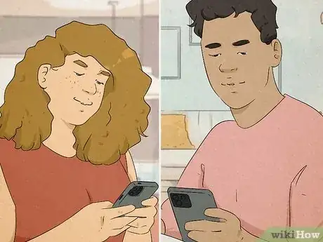 Image intitulée Is It Ok for Your Husband to Text Female Friends Step 9