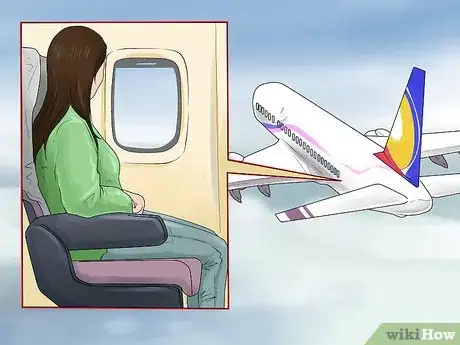 Image intitulée Survive a Plane Crash Step 3