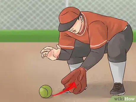 Image intitulée Play Softball Step 26