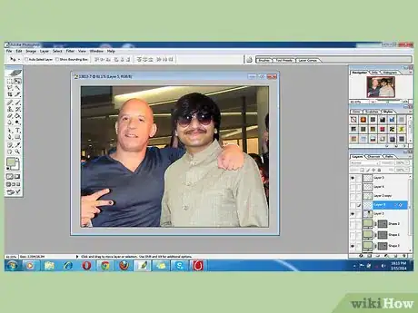 Image intitulée Make a Fake Picture With Famous People to Impress Your Friends and Family Step 6