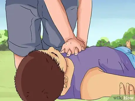 Image intitulée Use a Defibrillator Step 4