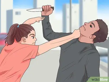 Image intitulée Defend Against a Knife Attack Step 15