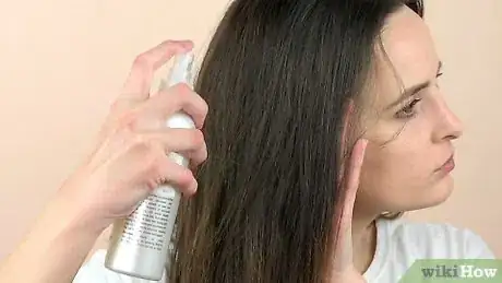 Image intitulée Straighten Your Hair Step 2