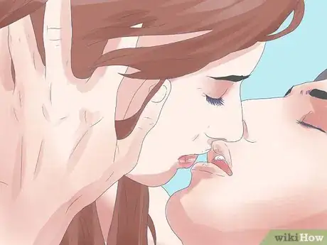 Image intitulée Bite Someone's Lip Step 11