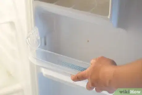 Image intitulée Clean a Refrigerator Step 3