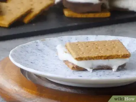 Image intitulée Make Smores in a Microwave Step 13