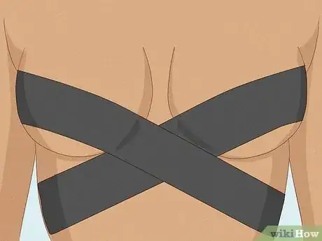 Image intitulée Tape Your Boobs for a Strapless Dress Step 10