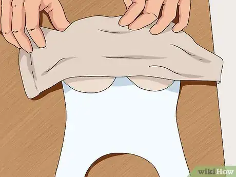 Image intitulée Make Fake Breasts Step 10