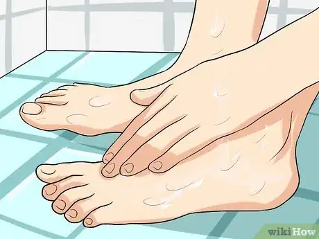 Image intitulée Get Rid of Yellow Toenails Step 10