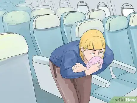 Image intitulée Survive a Plane Crash Step 13